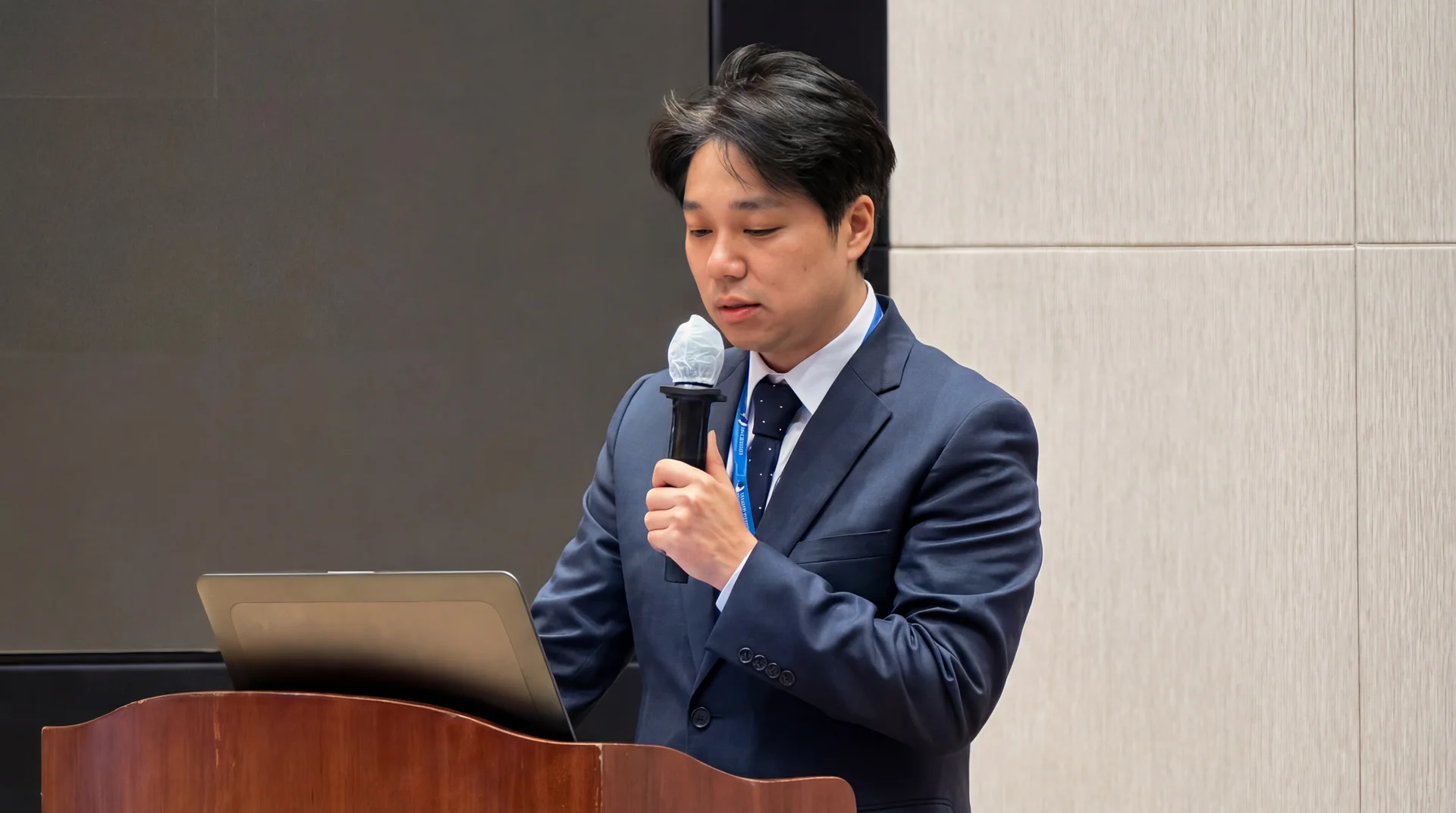 서울이건치과 의료진 상담